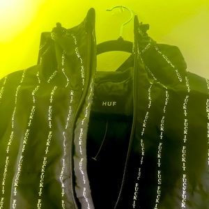 HUF windbreaker black and white